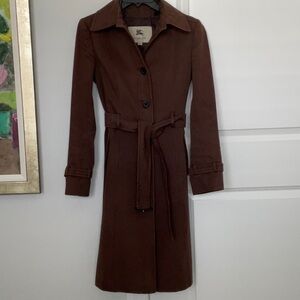 Burberry chocolate brown raincoat with button-in plaid wool lining. Size 6R